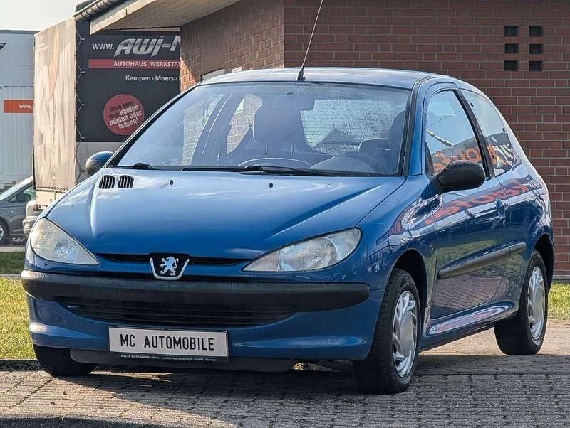 Gebraucht Peugeot 206 Filou 75 PS (55 kW) 2001 Blau Kleinwagen
