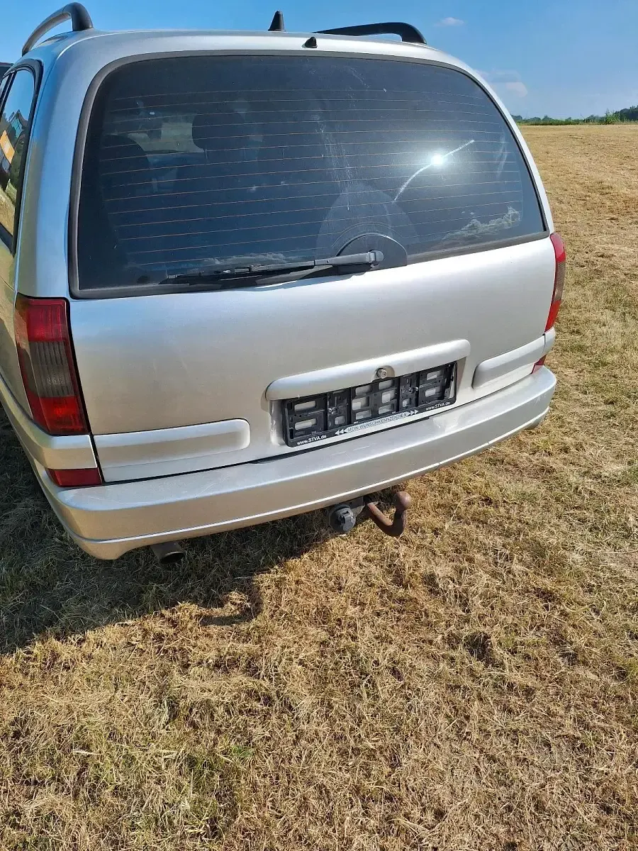 Gebraucht Opel Omega 144 PS (105 kW) 2002 Silber Kombi