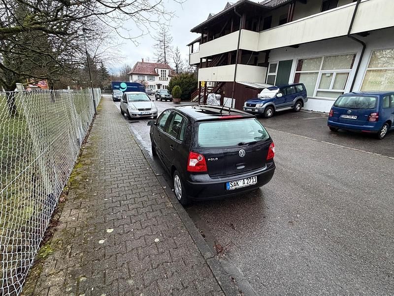 Gebraucht VW Polo 60 PS (44 kW) 2003 Schwarz Kleinwagen