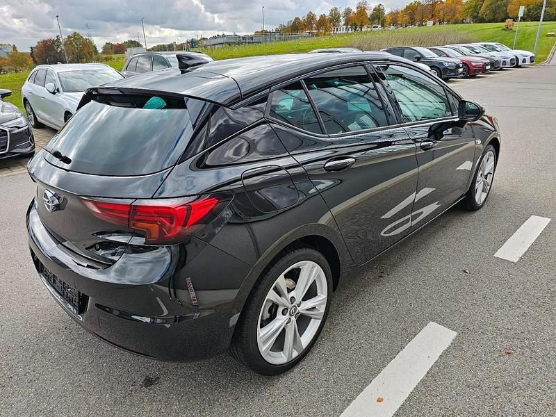 Gebraucht Opel Astra Ultimate 145 PS (106 kW) 2021 Schwarz Limousine