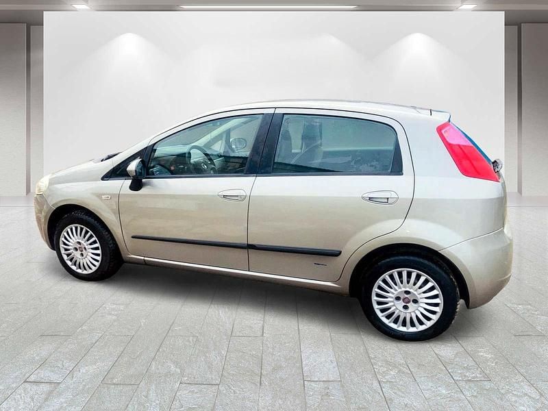 Gebraucht Fiat Grande Punto Dynamic 77 PS (56 kW) 2007 Grau Kleinwagen