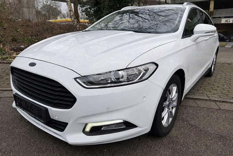 Gebraucht Ford Mondeo Business Edition 160 PS (117 kW) 2016 Weiß Limousine