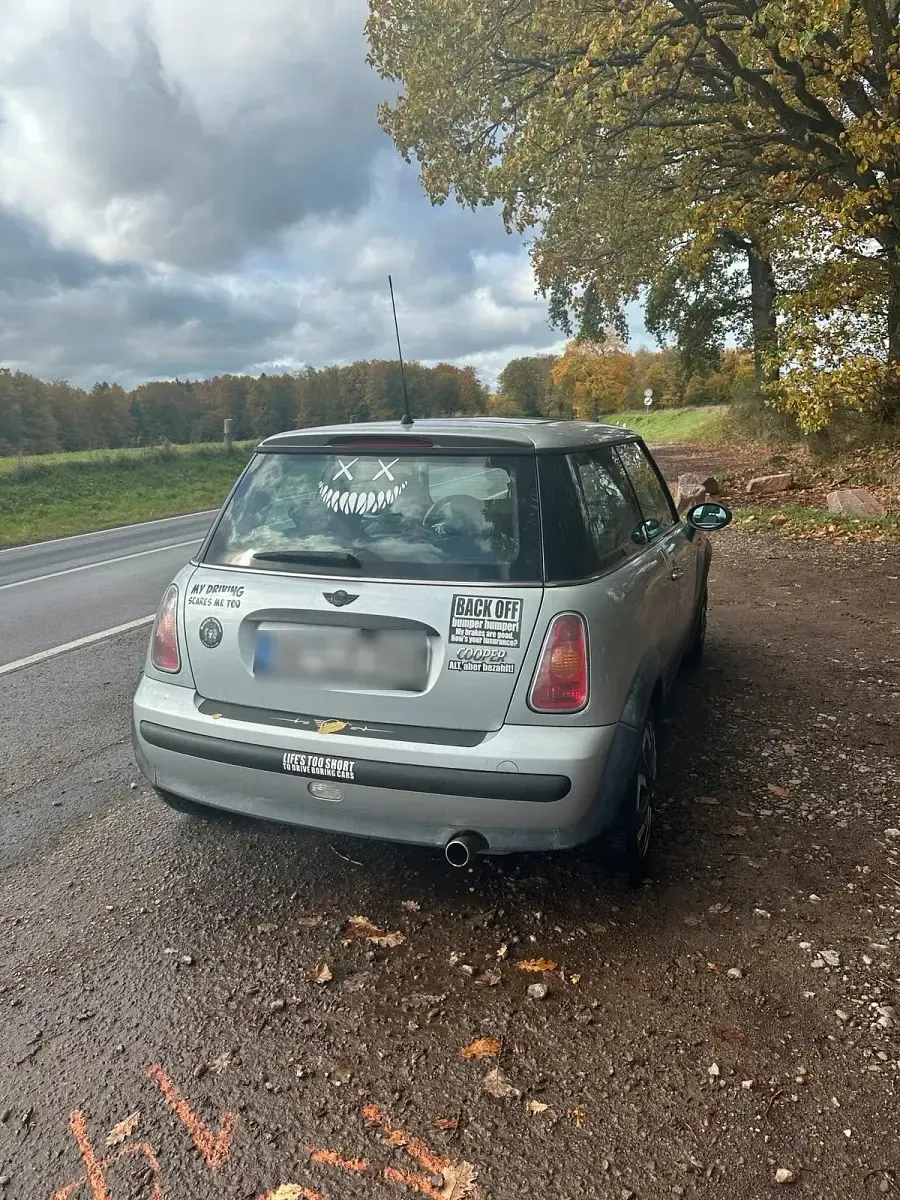 Używany Mini Cooper 115 KM (84 kW) 2003 Szary Hatchback