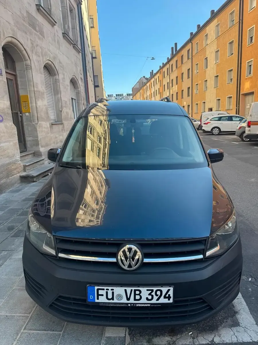 Gebraucht VW Caddy 102 PS (75 kW) 2018 Blau Van / Kleinbus
