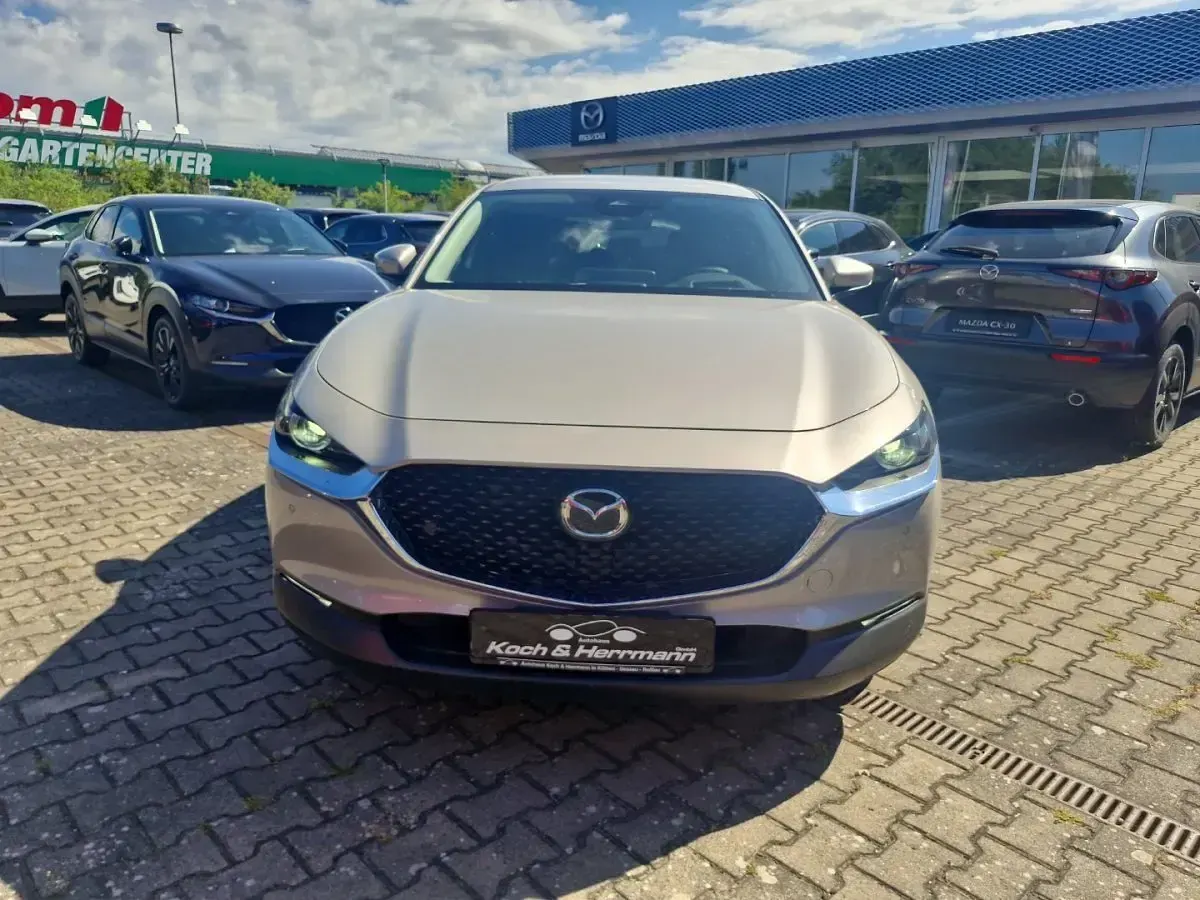 Neu Mazda CX-30 Center-Line 140 PS (102 kW) 2025 Platinum quartz SUV