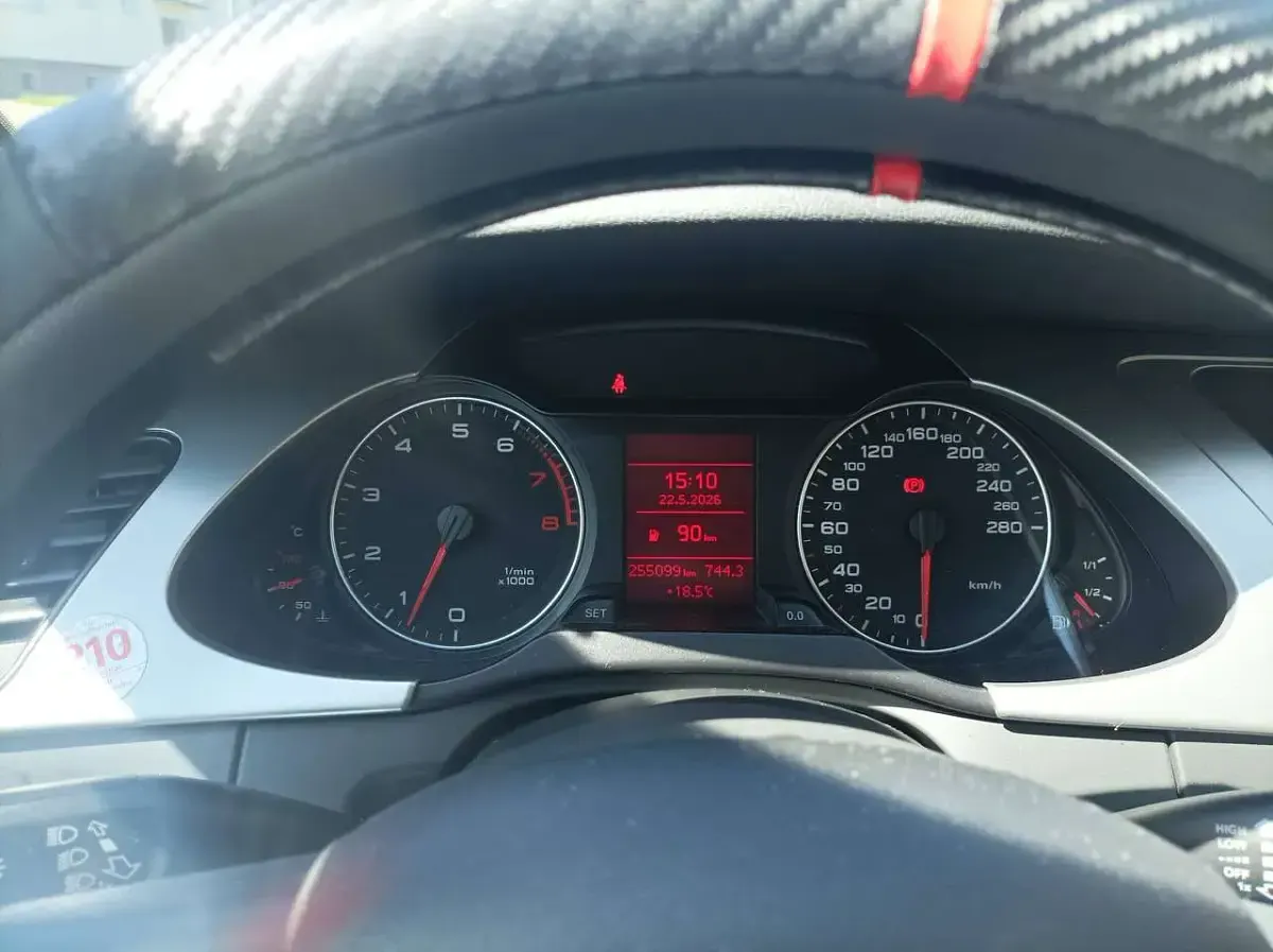 Gebraucht Audi A4 Attraction 160 PS (117 kW) 2009 Schwarz Kombi