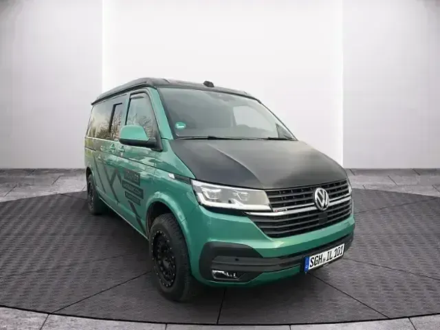 Używany VW T6.1 150 KM (110 kW) 2023 Zielony Van
