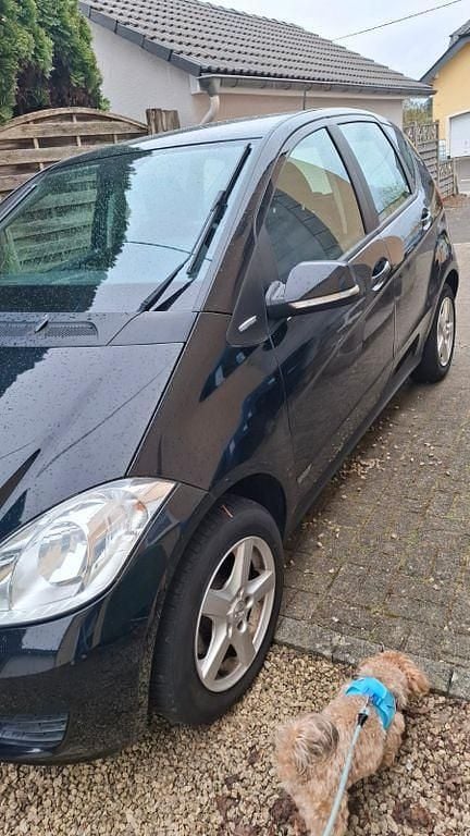 Gebraucht Mercedes A160 Elegance 95 PS (69 kW) 2012 Schwarz Van / Kleinbus