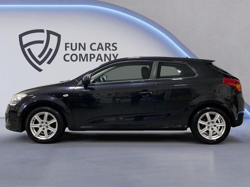 Gebraucht Kia Ceed Edition 7 116 PS (85 kW) 2013 Schwarz Kleinwagen