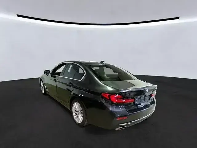 Gebraucht BMW 530 Luxury Line 286 PS (210 kW) 2022 Grau Limousine