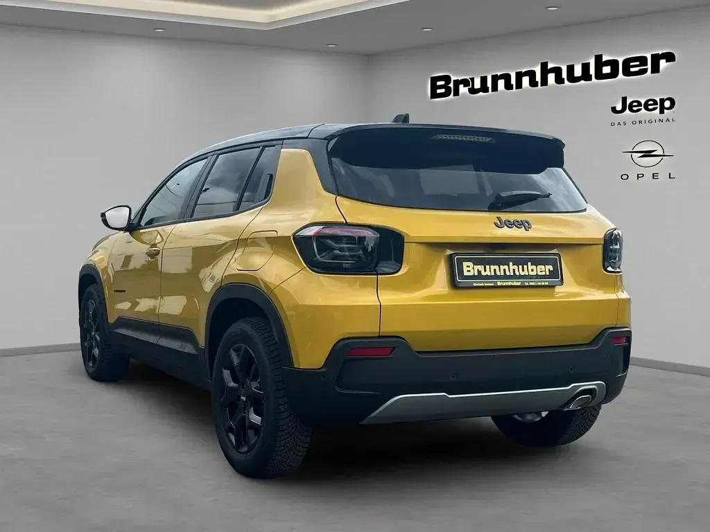 Neu Jeep Avenger 110 PS (80 kW) 2026 Gelb SUV