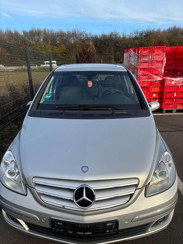 Gebraucht 2007 Mercedes B170 Edition Van / Kleinbus | 2.450 € (Fairer Preis) - Bild 1/4