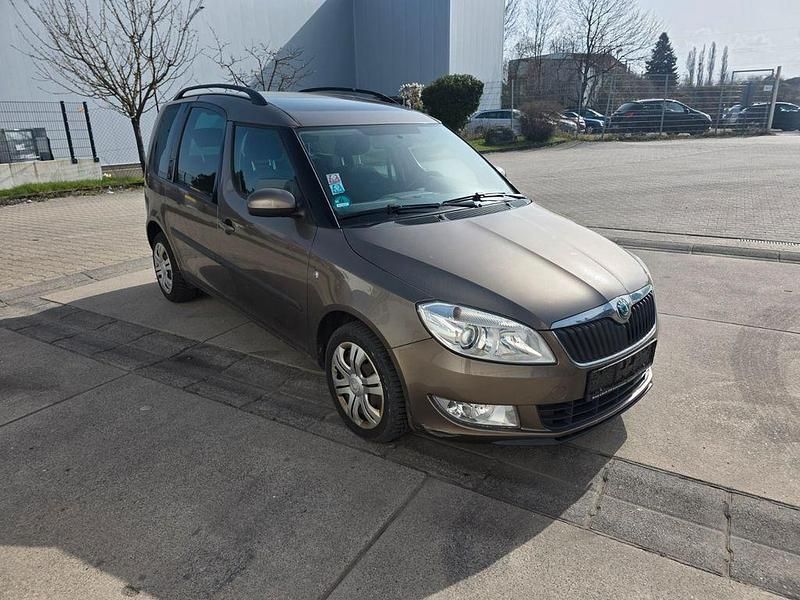 Gebraucht Skoda Roomster Active 90 PS (66 kW) 2012 Braun Van / Kleinbus