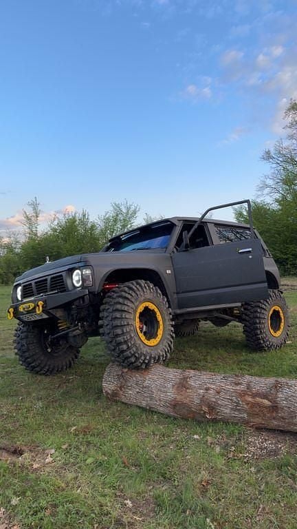 Gebraucht Nissan Patrol 417 PS (306 kW) 1991 Schwarz SUV