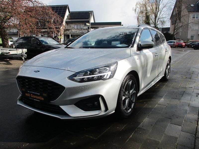 Gebraucht Ford Focus ST 125 PS (91 kW) 2020 Silber Limousine