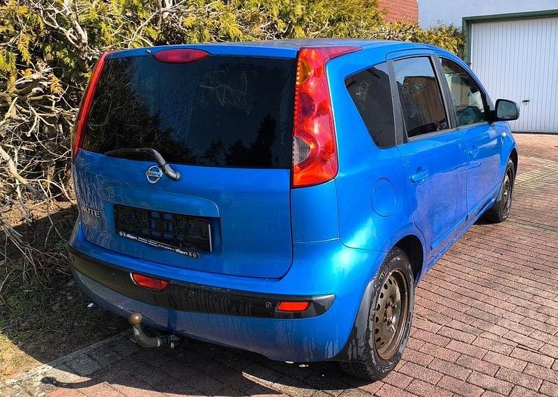Gebraucht Nissan Note Acenta 110 PS (80 kW) 2006 Blau Kleinwagen