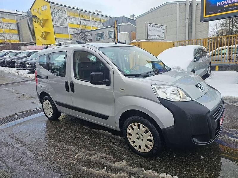 Gebraucht Peugeot Bipper Basis 73 PS (53 kW) 2010 Grau garbato/metallic Van / Kleinbus
