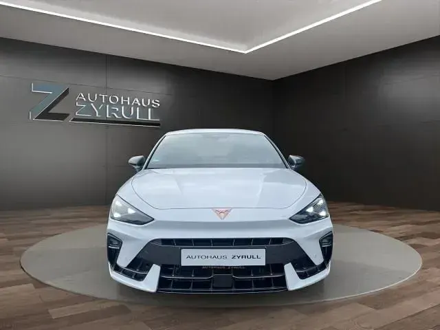 Gebraucht Cupra Leon 150 PS (110 kW) 2025 Weiß Limousine