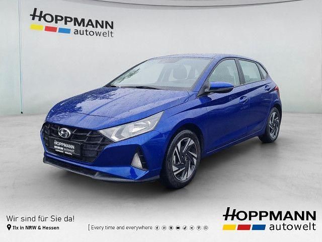 Blau Gebraucht 2022 Hyundai i20 Comfort Limousine | 13.990 € (Fairer Preis) - Bild 1/4