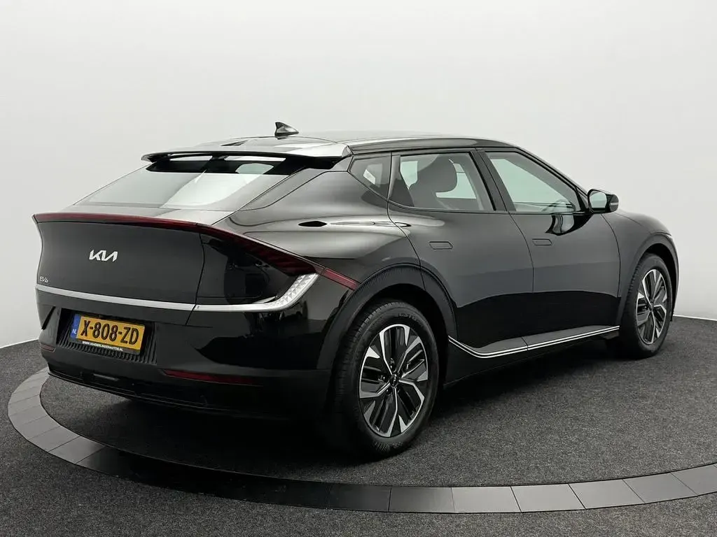 Gebraucht Kia EV6 Light 125 kW (170 PS) 2024 Schwarz SUV