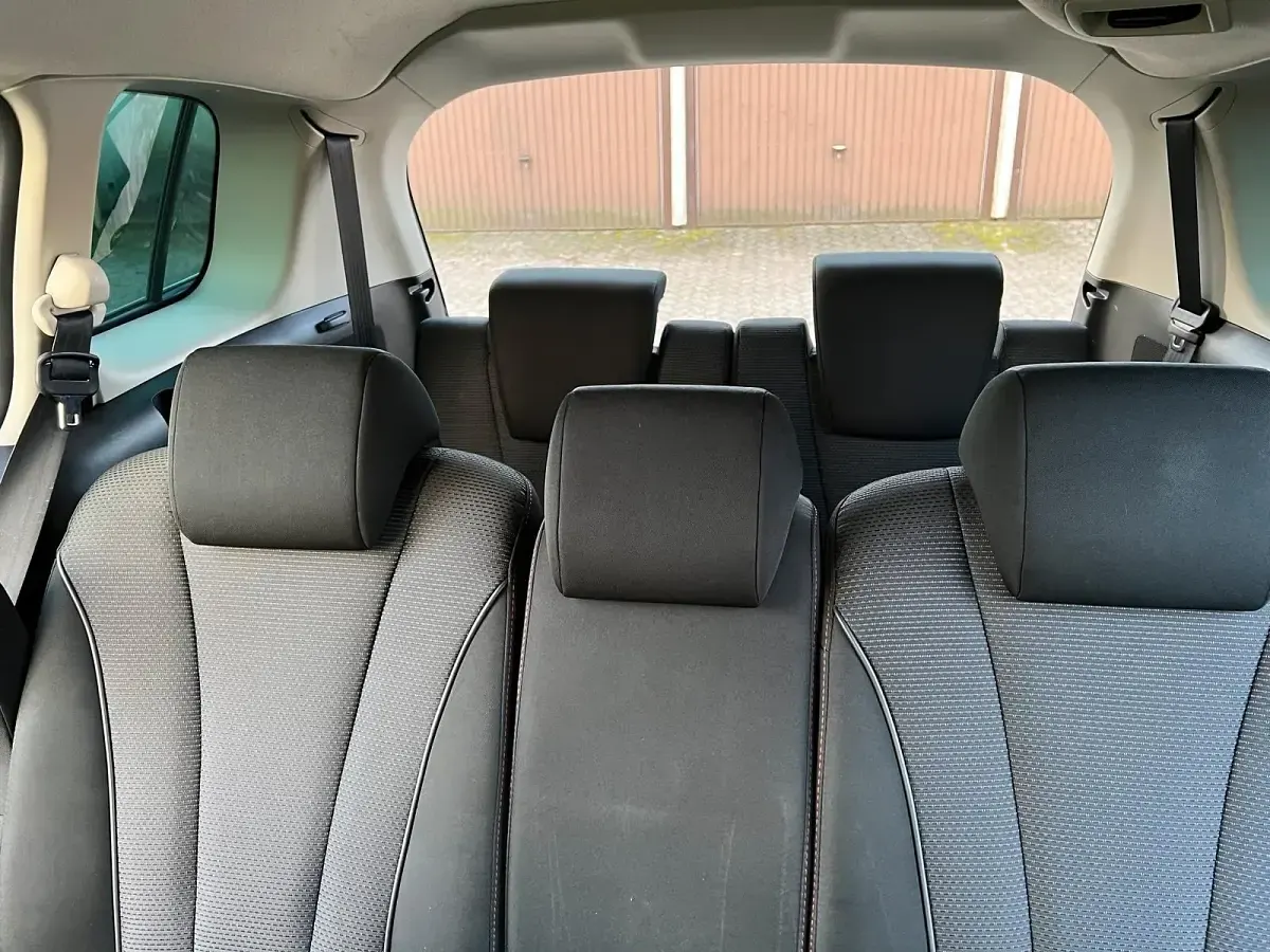 Gebraucht Mazda 5 150 PS (110 kW) 2013 Grau Van / Kleinbus