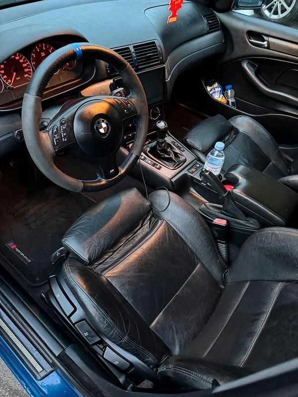 Gebraucht BMW 330 M Sport 231 PS (169 kW) 2001 Blau Limousine