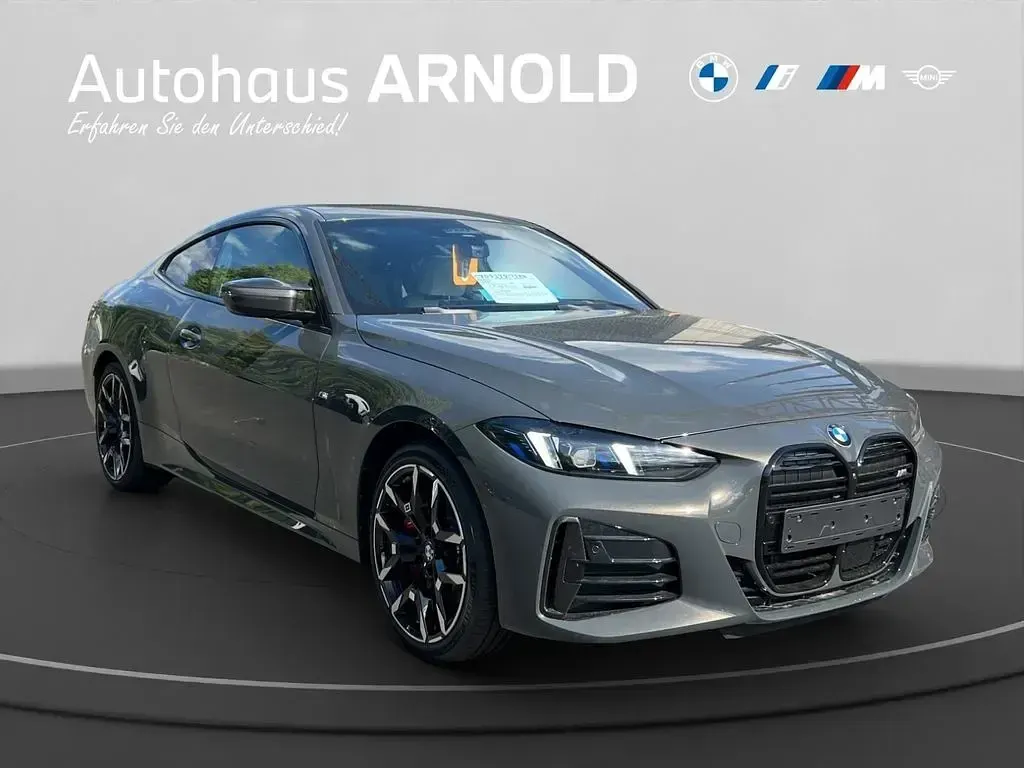 Neu BMW M440 Performance 340 PS (250 kW) 2026 Silber Limousine