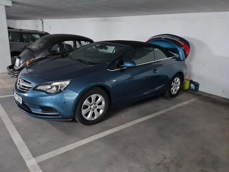 Blau Gebraucht 2013 Opel Cascada Edition Cabrio | 6.800 € (Etwas zu teuer) - Bild 1/4