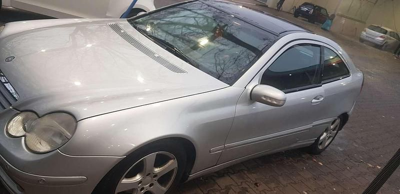 Gebraucht Mercedes C200 163 PS (119 kW) 2004 Grau Coupé