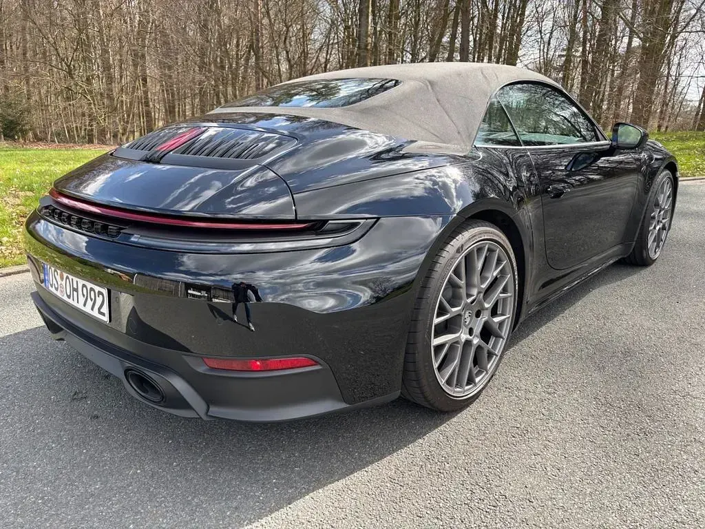 Gebraucht Porsche 911 Carrera Cabriolet 394 PS (289 kW) 2025 Schwarz Cabrio