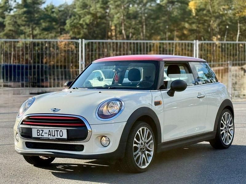 Weiß Gebraucht 2015 Mini ONE Chili Kleinwagen | 4.899 € (Etwas zu teuer) - Bild 1/4