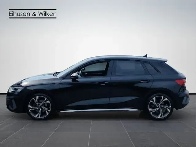 Gebraucht Audi A3 S-Line 110 PS (80 kW) 2023 Schwarz Limousine