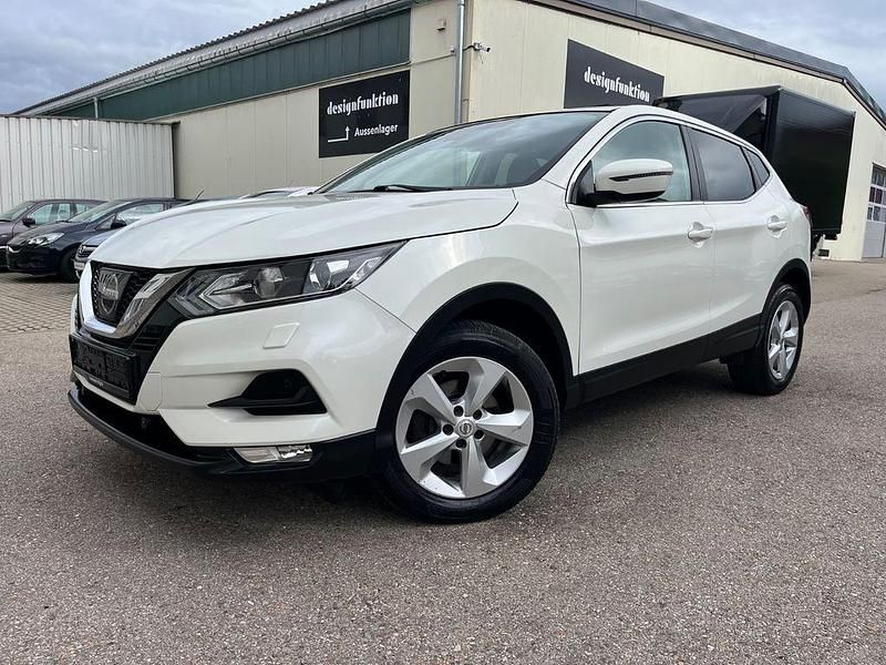 Weiß Gebraucht 2017 Nissan Qashqai Acenta SUV | 11.890 € (Fairer Preis) - Bild 1/4