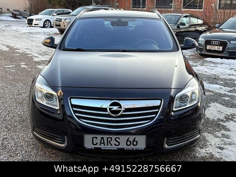 Gebraucht Opel Insignia Innovation 160 PS (117 kW) 2013 Blau Kombi