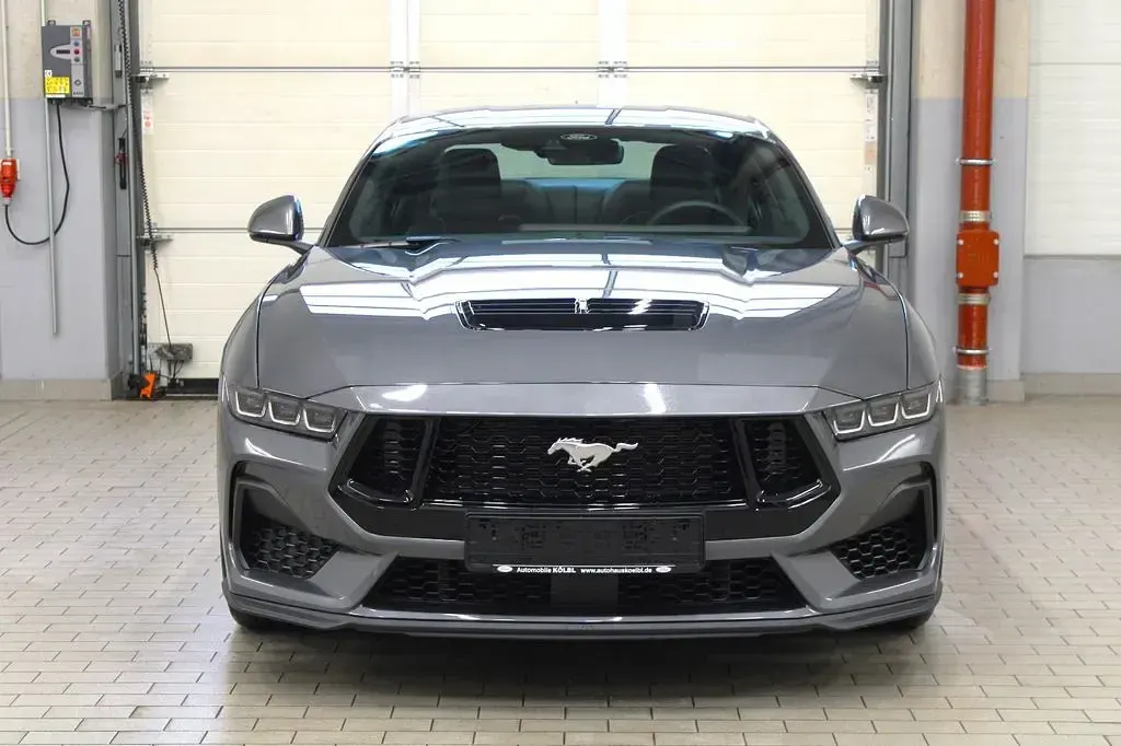 Neu Ford Mustang GT Fastback 446 PS (328 kW) 2026 Weiß Coupé