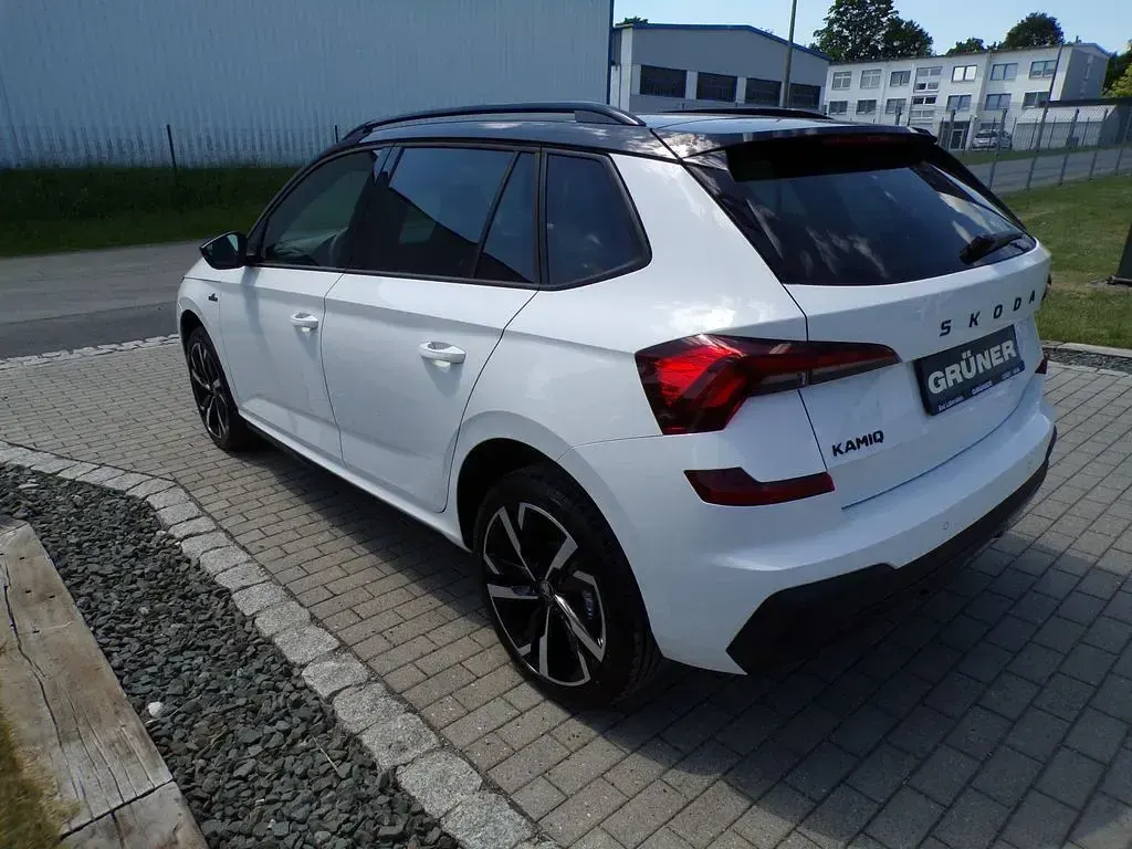 Neu Skoda Kamiq Monte Carlo 116 PS (85 kW) 2025 Weiß SUV