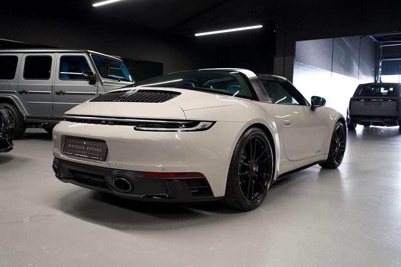 Gebraucht Porsche 992 480 PS (353 kW) 2022 Kreide Coupé