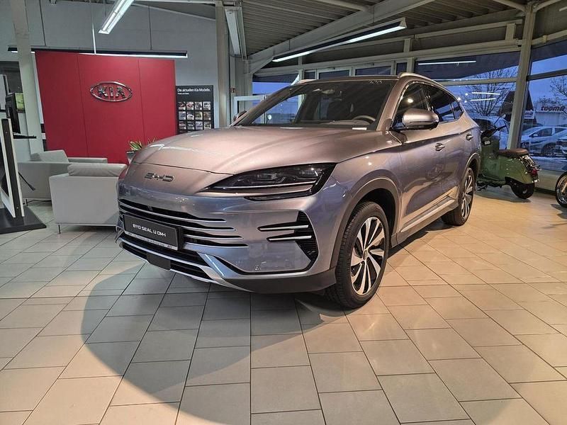 Grau Gebraucht 2025 BYD Seal U Boost SUV | 29.990 € (Fairer Preis) - Bild 1/4