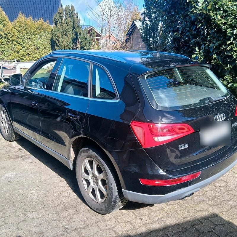 Gebraucht Audi Q5 140 PS (102 kW) 2010 Schwarz SUV