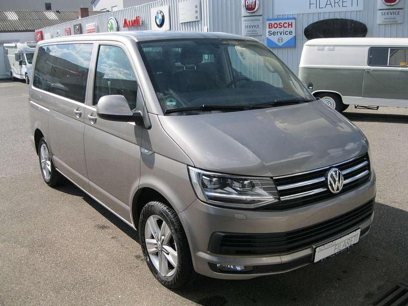 Gebraucht VW Multivan Comfortline 150 PS (110 kW) 2018 Mojave beige metallic Van / Kleinbus