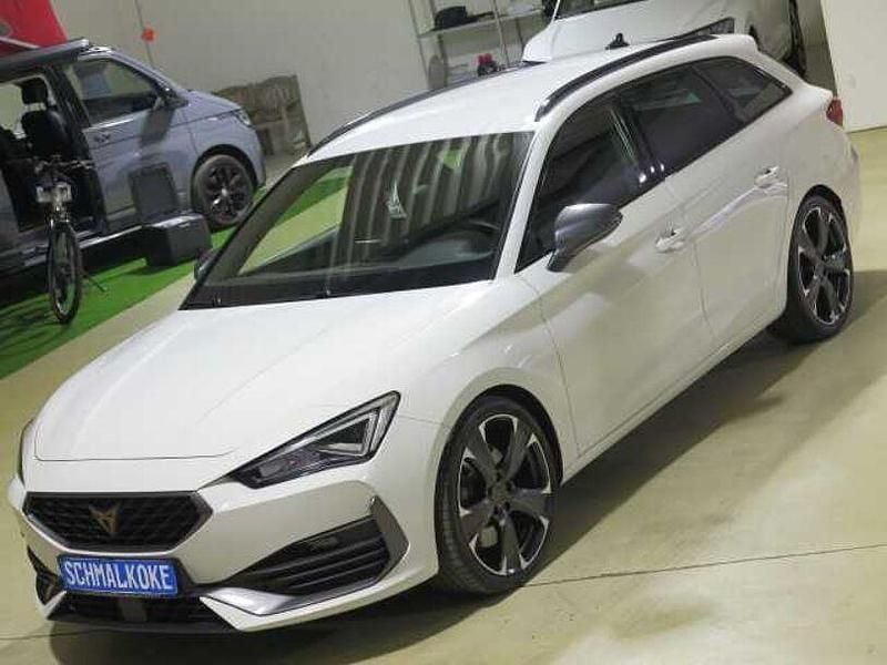 Gebraucht Cupra Leon VZ 300 PS (220 kW) 2024 Candy white Kombi
