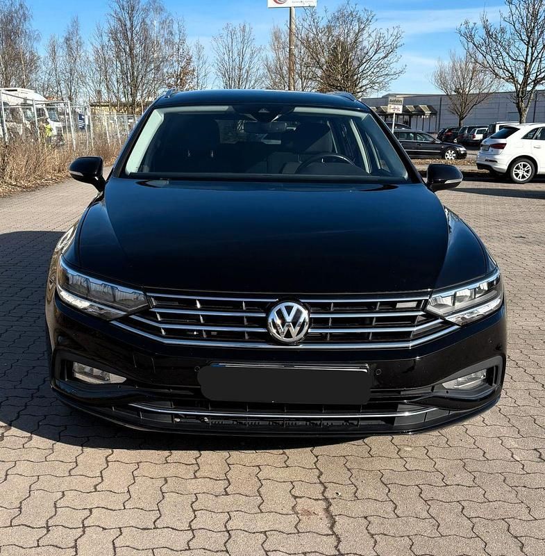 Gebraucht VW Passat 150 PS (110 kW) 2020 Schwarz Kombi