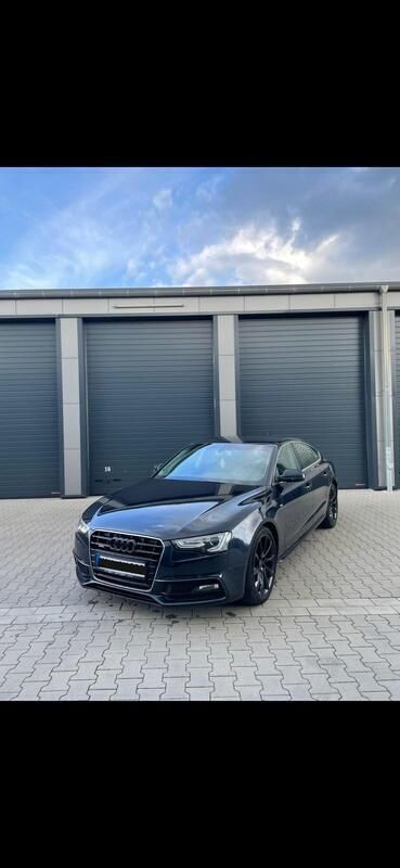 Blau Gebraucht 2016 Audi A5 S-Line Coupé | 25.000 € (Superpreis) - Bild 1/3