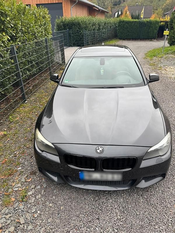 Gebraucht BMW 550 408 PS (300 kW) 2012 Andere farben Limousine