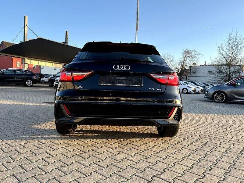 Gebraucht Audi A1 Design 150 PS (110 kW) 2022 Schwarz SUV