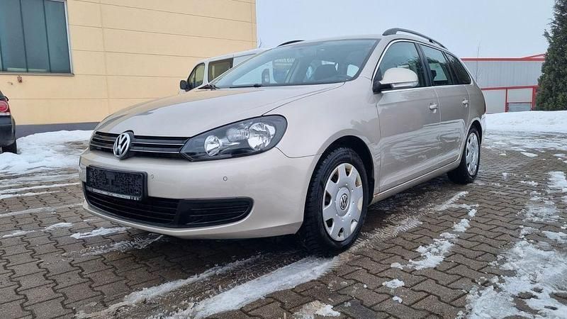 Gebraucht VW Golf VI Comfortline 105 PS (77 kW) 2013 Silber Kleinwagen