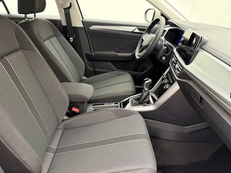 Gebraucht VW T-Roc Life 116 PS (85 kW) 2025 Grau SUV