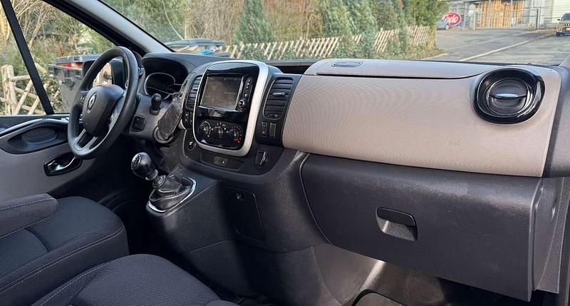 Gebraucht Renault Trafic 145 PS (106 kW) 2019 Schwarz Van / Kleinbus