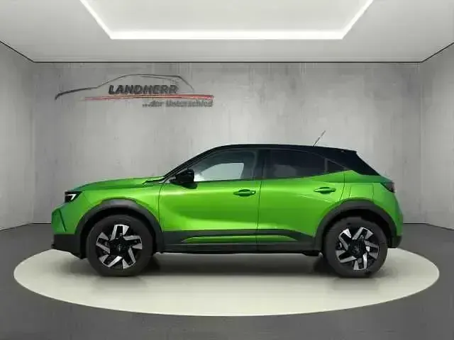 Gebraucht Opel Mokka 136 PS (100 kW) 2024 Matcha grün (metallic) SUV