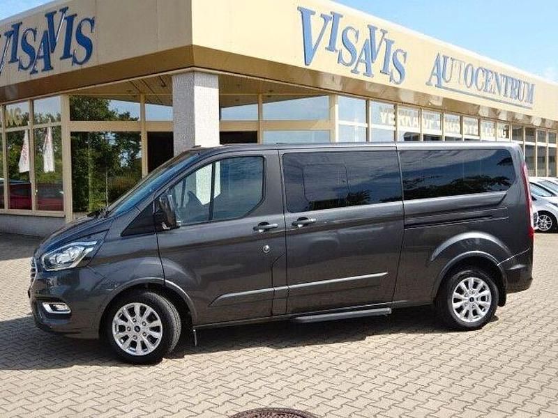 Gebraucht Ford Tourneo Custom Titanium 185 PS (136 kW) 2021 Magnetic Van